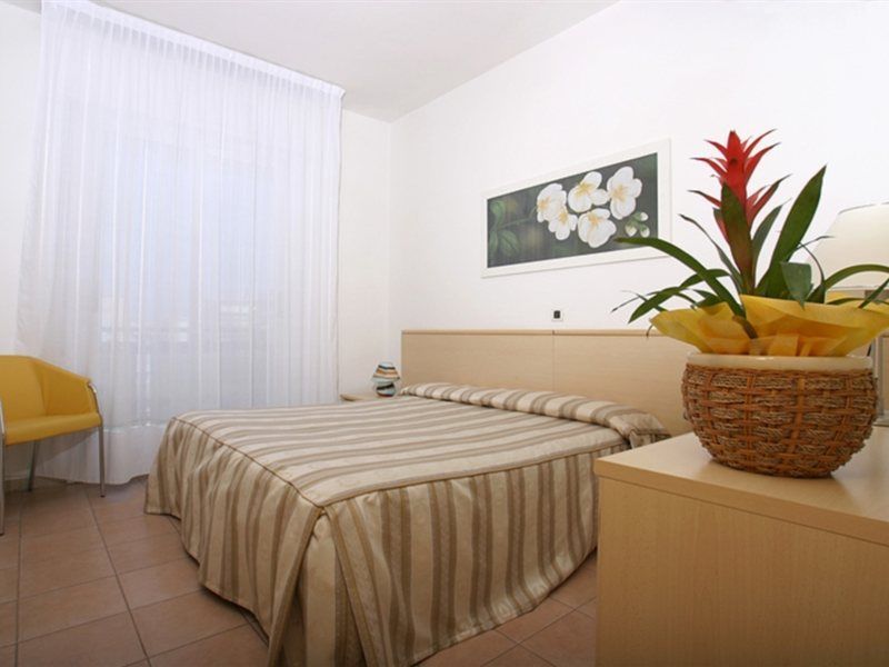 Hotel Torino Lido di Jesolo Exterior photo